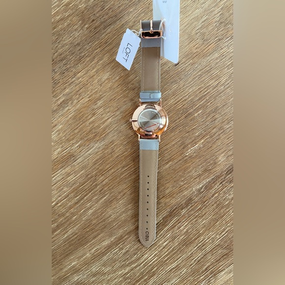 Loft Watch - Picture 2 of 2